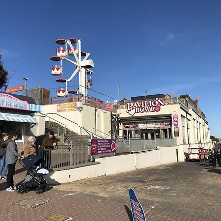 A Wave From It All Great Clacton Eksteriør bilde